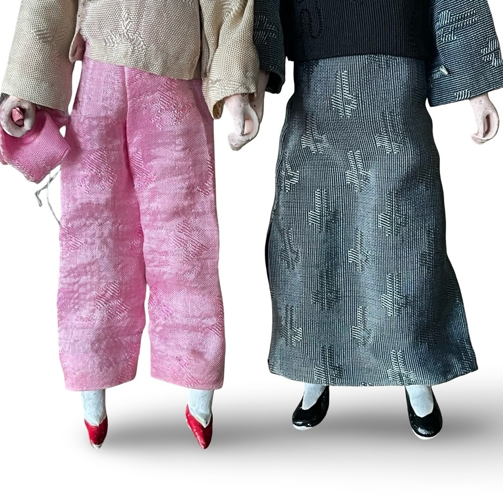 Vintage 1950s Chinese Couple Figures - Picture 8 of 9